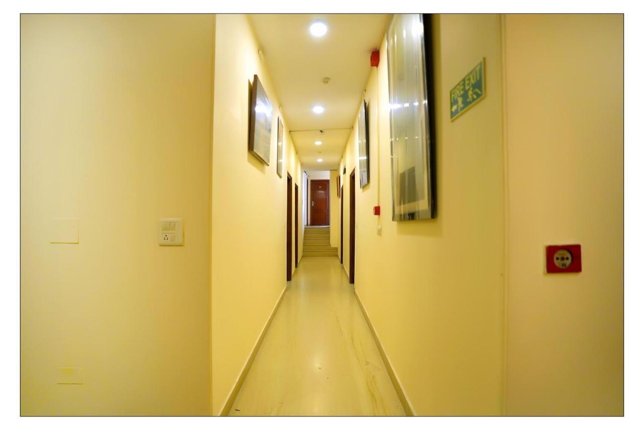 Hotel Oscar - Hauz Khas Нью-Дели Экстерьер фото